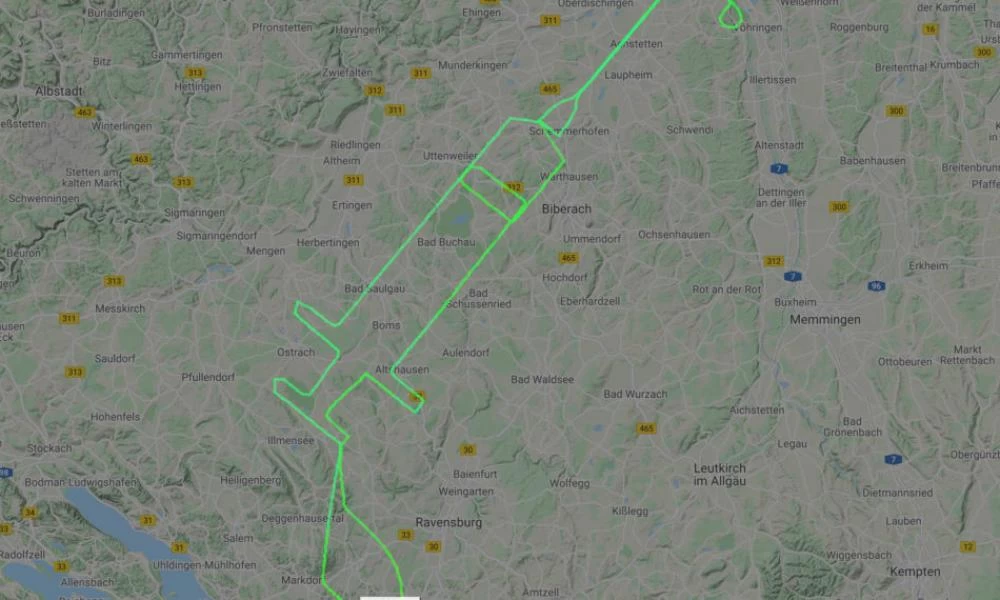 Γερμανός πιλότος σχημάτισε σύριγγα στον ουρανό για την έναρξη της εκστρατείας